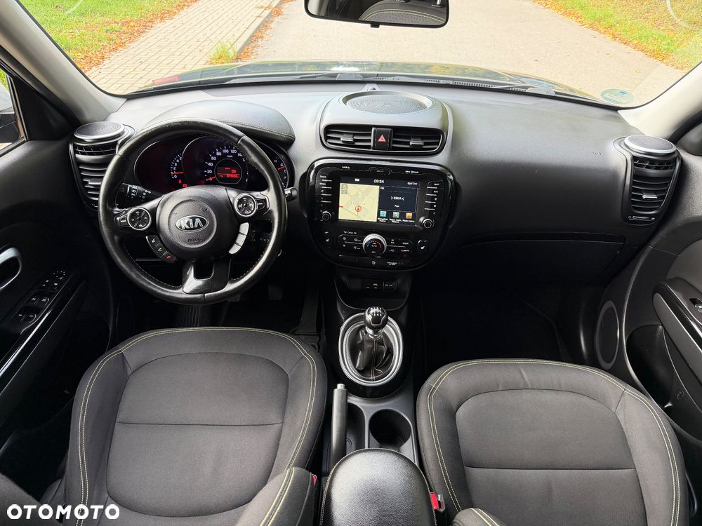 Kia Soul 1.6 GDI Dream Team Edition - 23