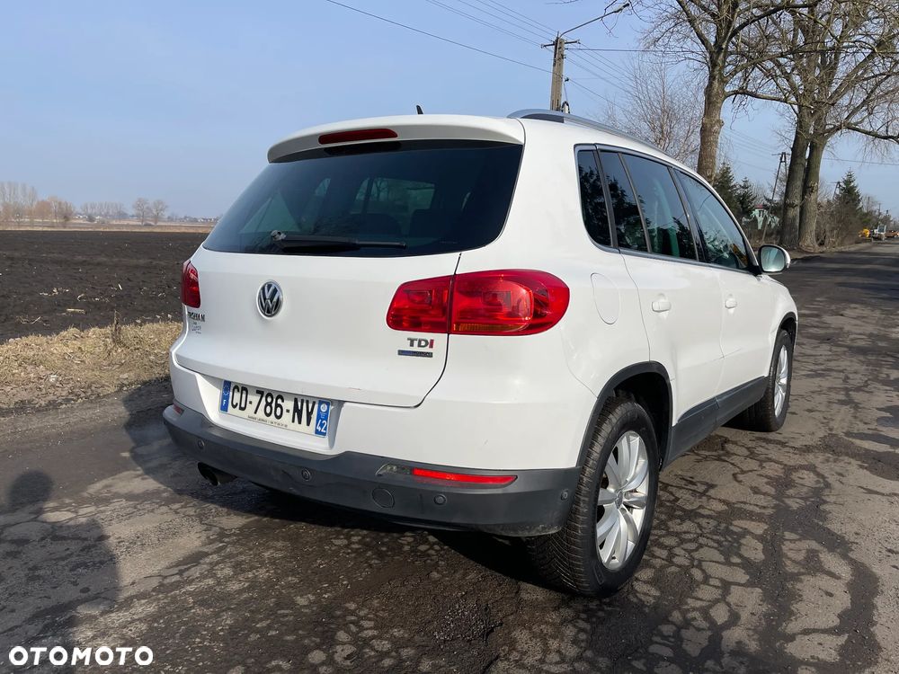Volkswagen Tiguan 2.0 TDI DPF BlueMotion Technology Trend & Fun - 4