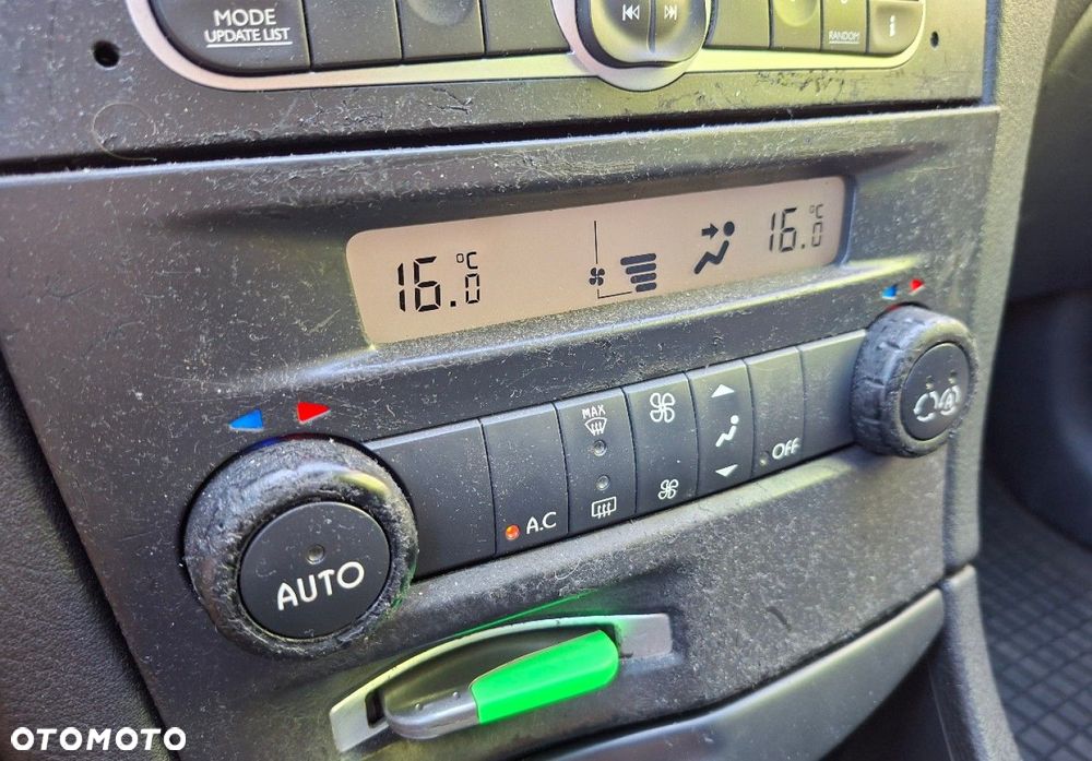 Renault Laguna - 25