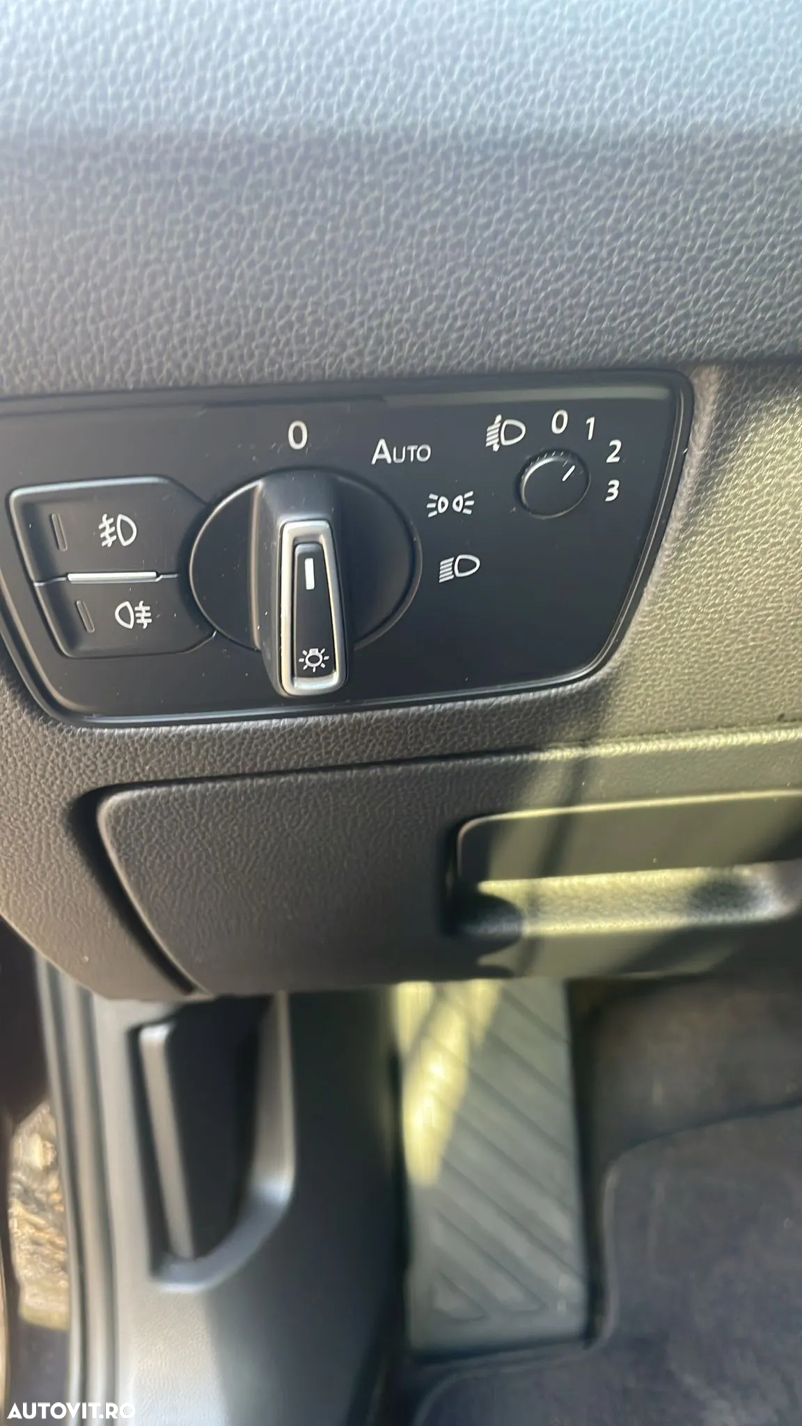 Volkswagen Passat - 12