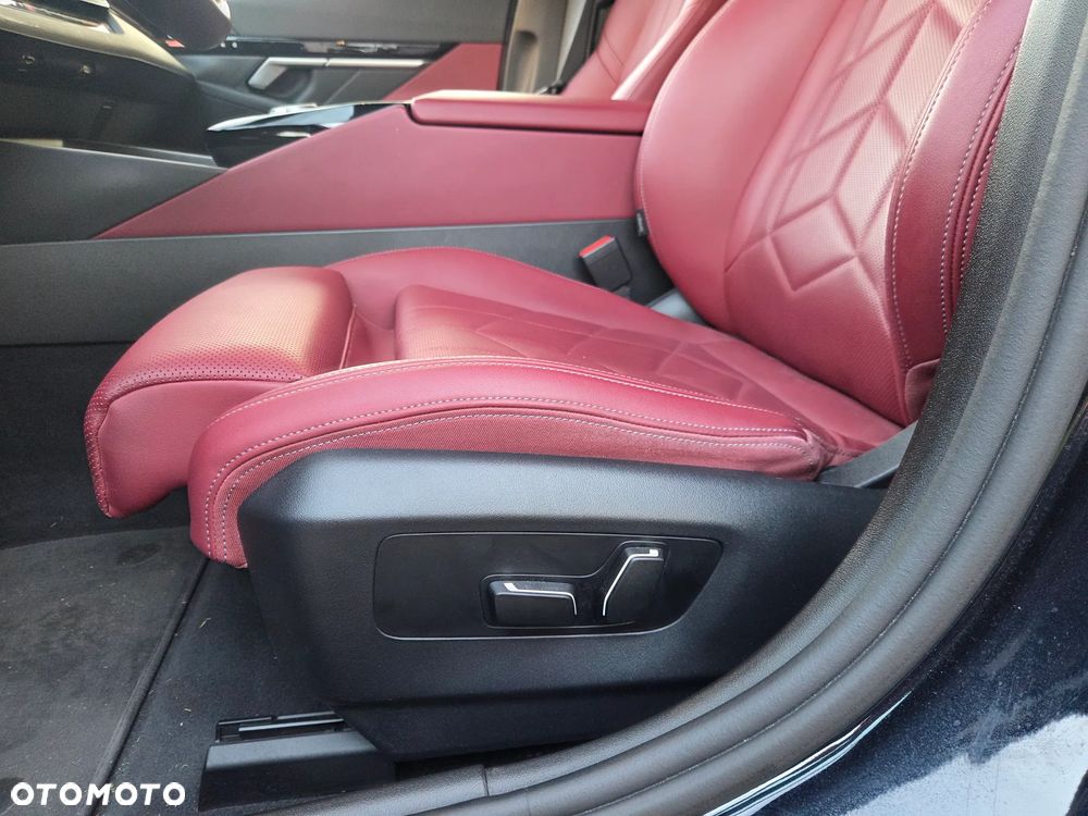 BMW Seria 5 520d xDrive mHEV M Sport - 13