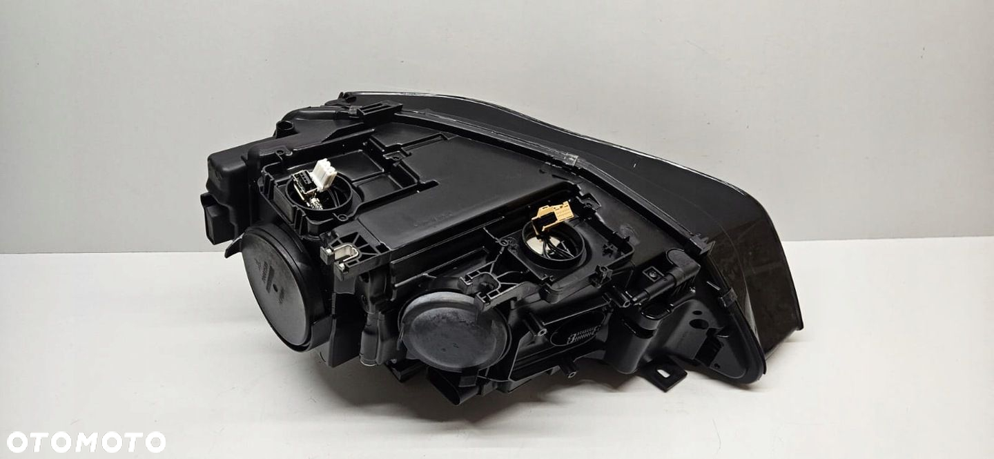 AUDI A4 B8 LIFT REFLEKTOR XENON LED SKRĘTNY LAMPA PRAWA 8K0 - 8