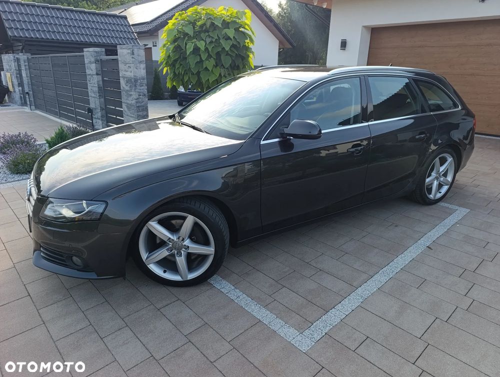 Audi A4 Avant - 4