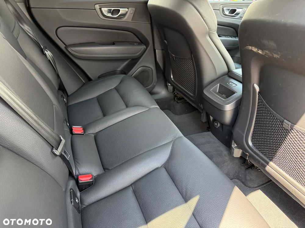Volvo XC 60 B4 D Inscription - 20
