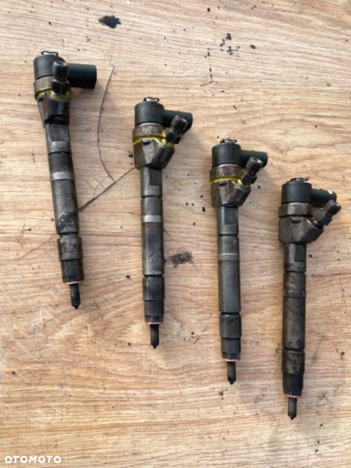 Wtryski mercedes 2,7 cdi Om 612 wtryskiwacz wtryski ml CLK c e sprinter wtrysk - 1