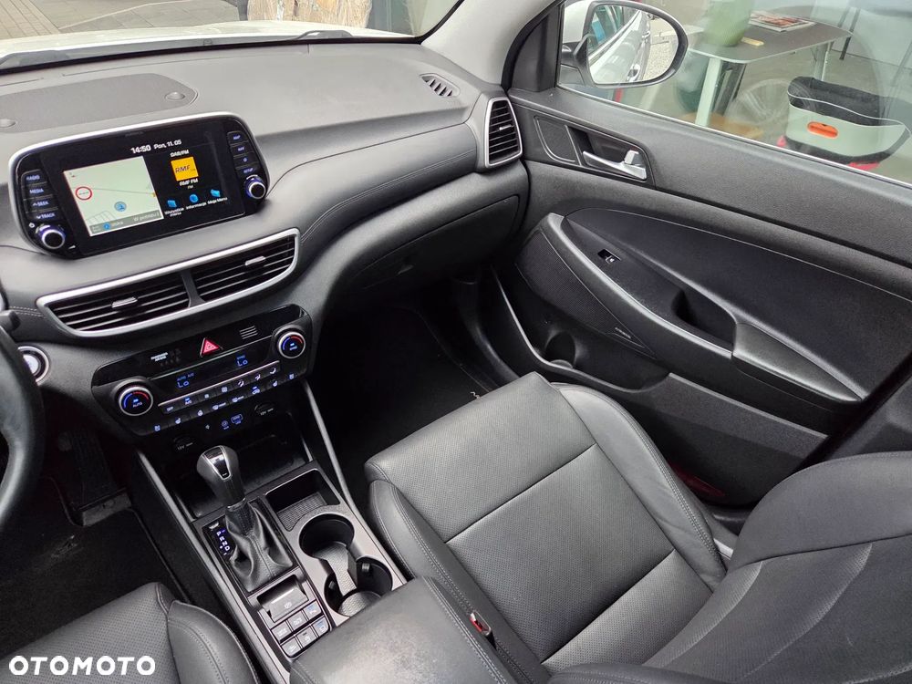 Hyundai Tucson blue 1.6 CRDi 2WD DCT Premium - 23
