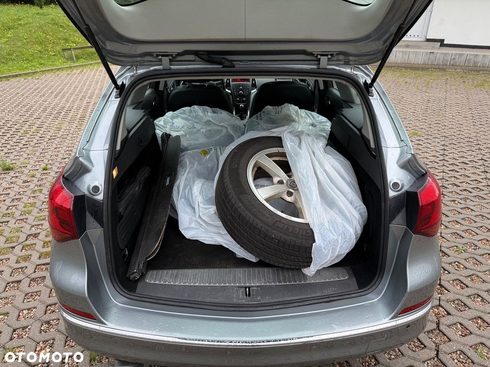 Opel Astra - 16