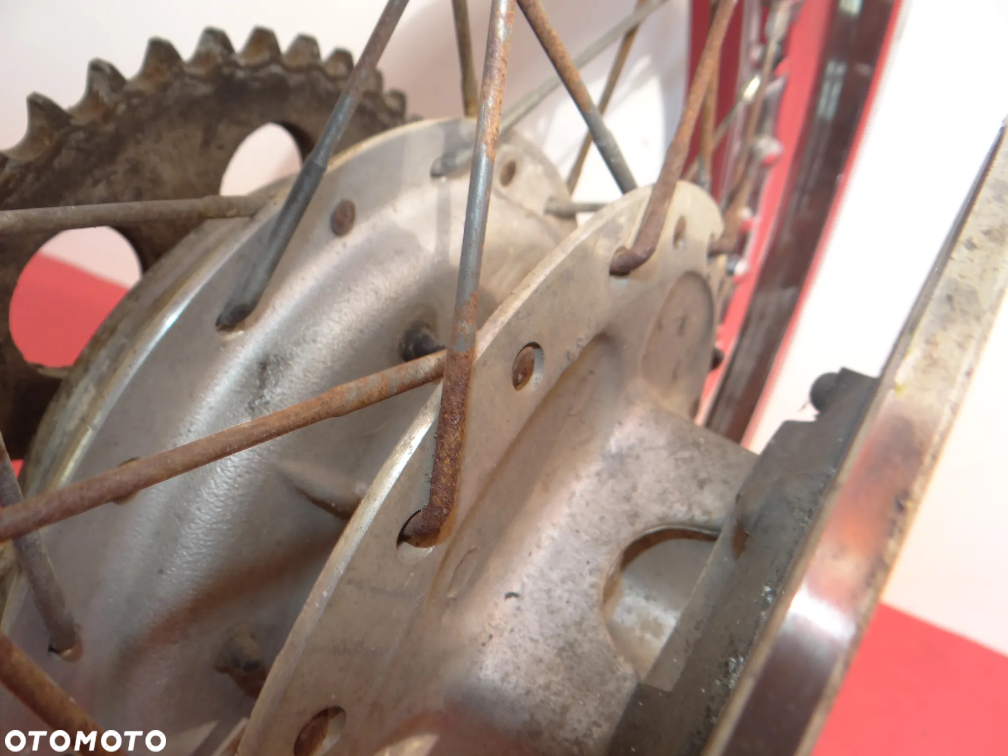 HONDA CB 750 FOUR SUPER SPORT FELGA KOŁO TYŁ TARCZA ZABIERAK ZĘBATKA  H083 - 12