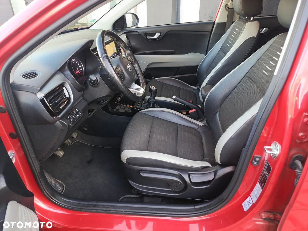 Kia Stonic 1.0 T-GDI 120 Platinum Edition - 10