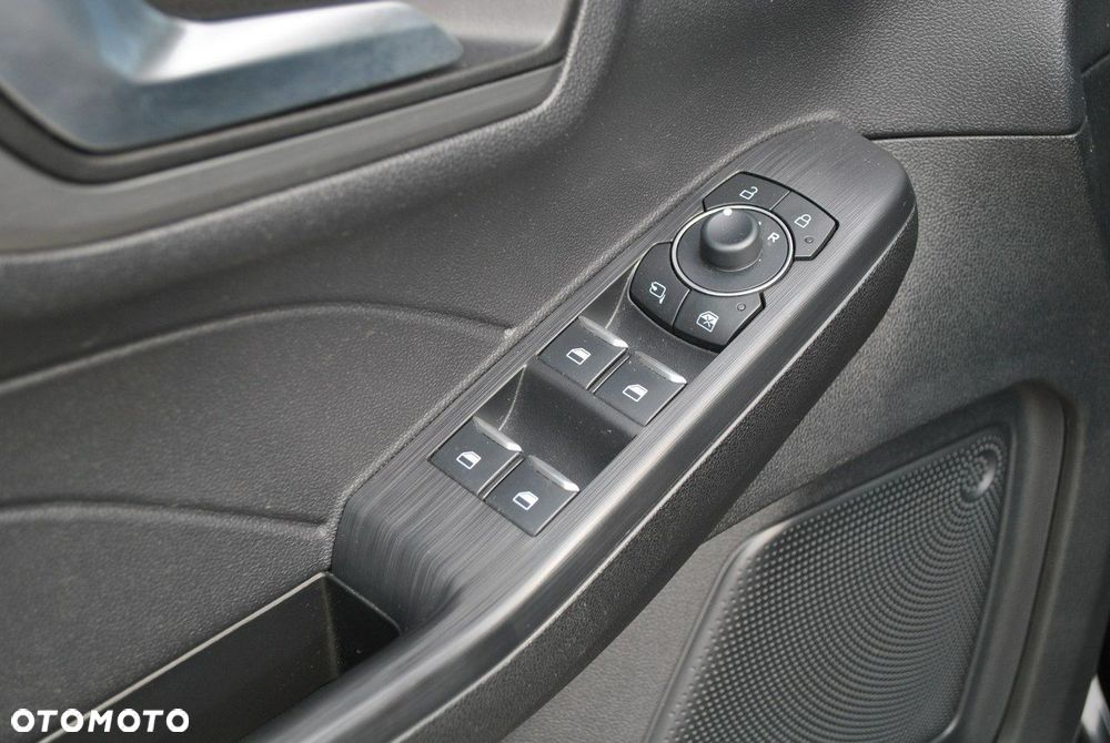 Ford Kuga 2.5 FHEV FWD Titanium X - 16