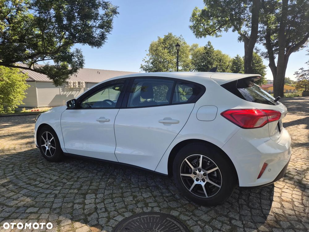 Ford Focus 1.5 EcoBlue Trend - 5