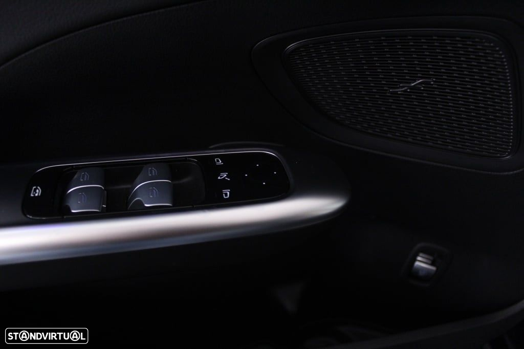 Mercedes-Benz C 300 de AMG Line - 21