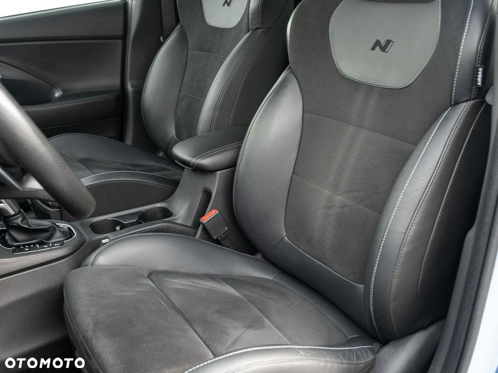 Hyundai i30 N 2.0 T-GDI Performance DCT - 12