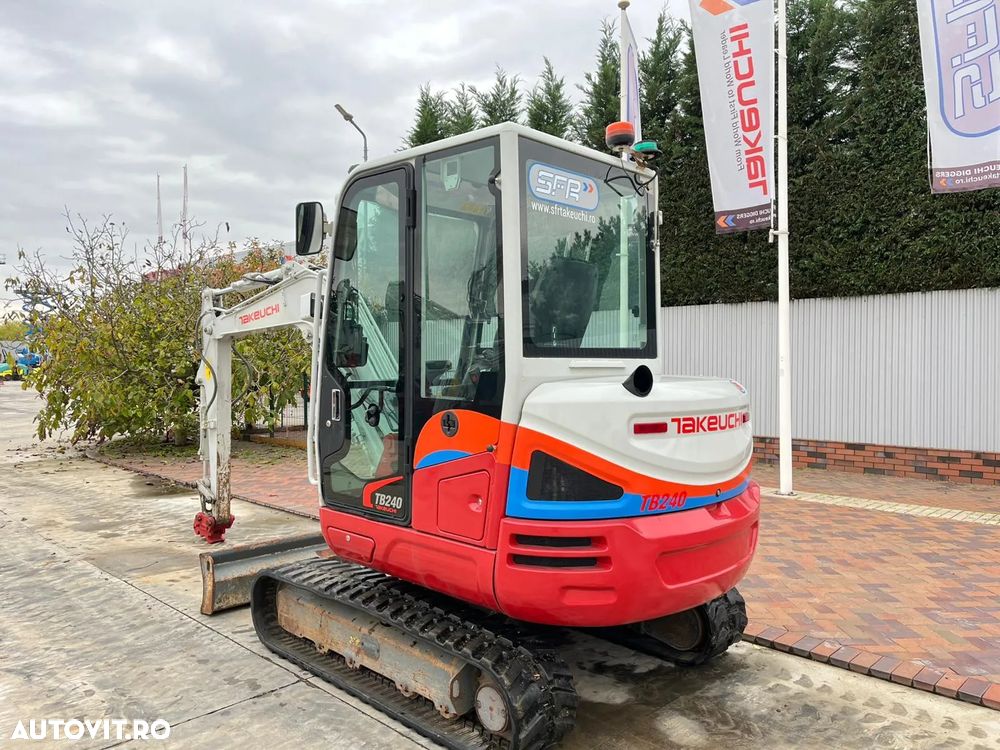 Takeuchi TB 240 - 5