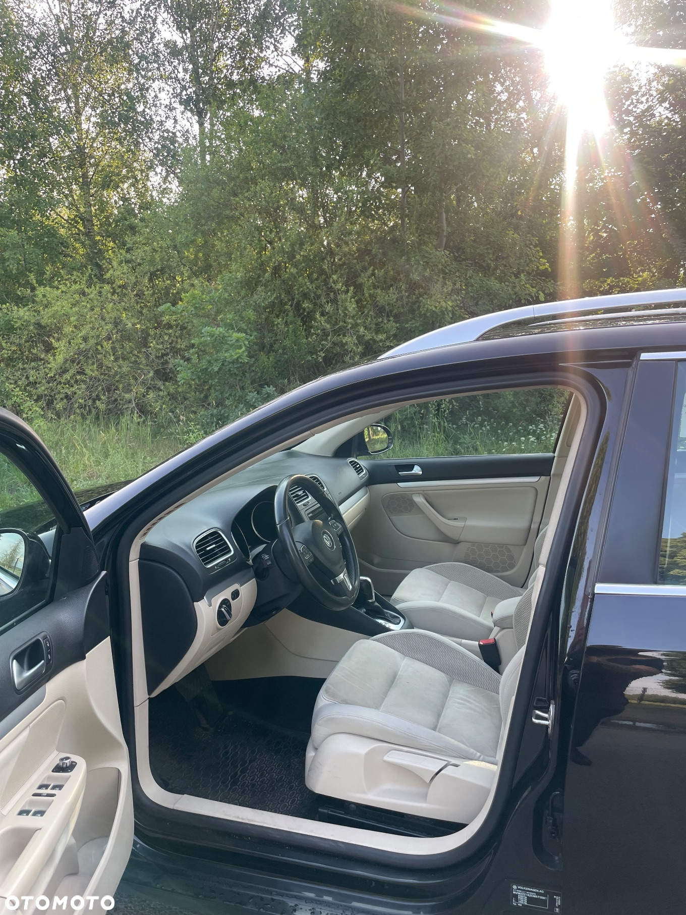 Volkswagen Golf VI 2.0 TDI Highline DSG - 9