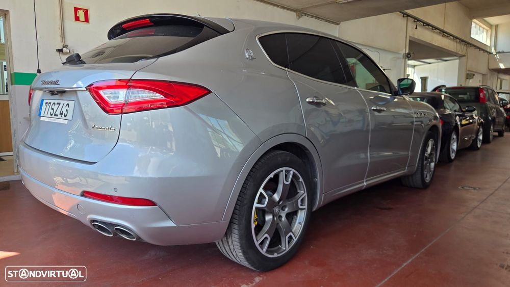 Maserati Levante 3.0 V6 - 4