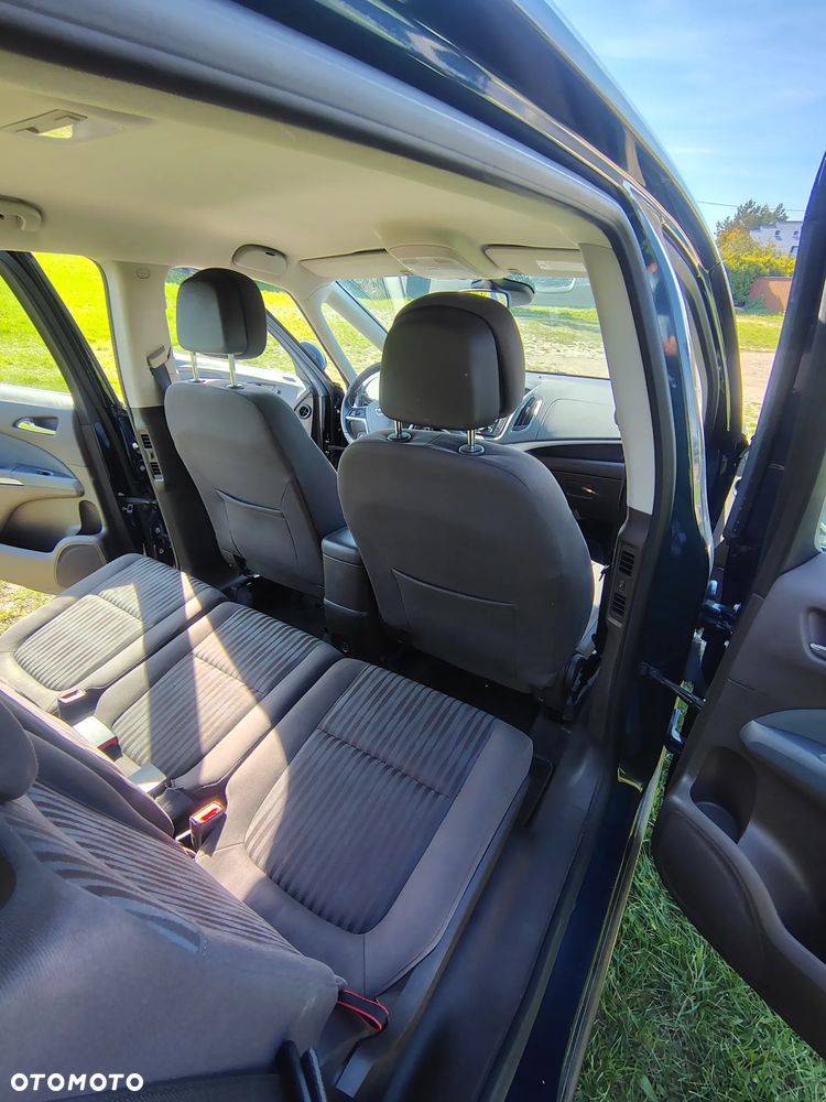 Opel Zafira - 26