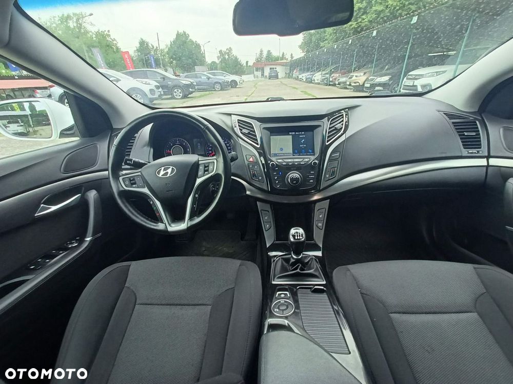Hyundai i40 Kombi blue 1.6 CRDi Space - 28
