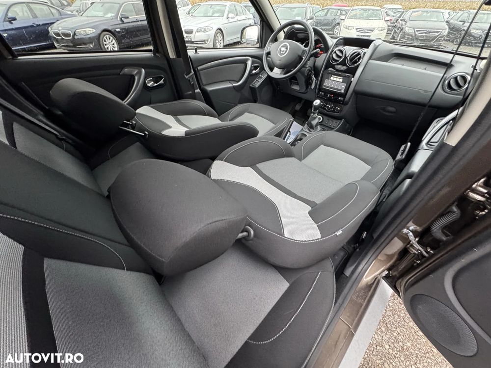 Dacia Duster dCi 110 FAP 4x4 Laureate - 28