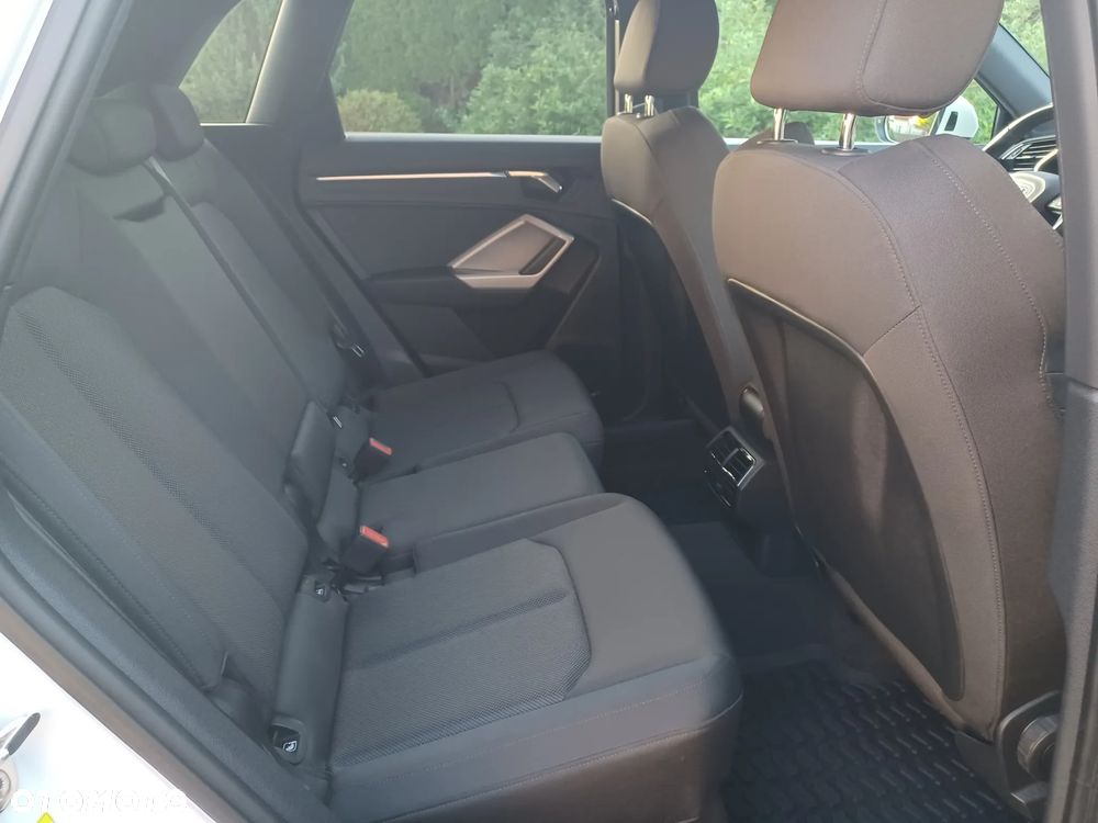 Audi Q3 2.0 TDI S tronic sport - 17