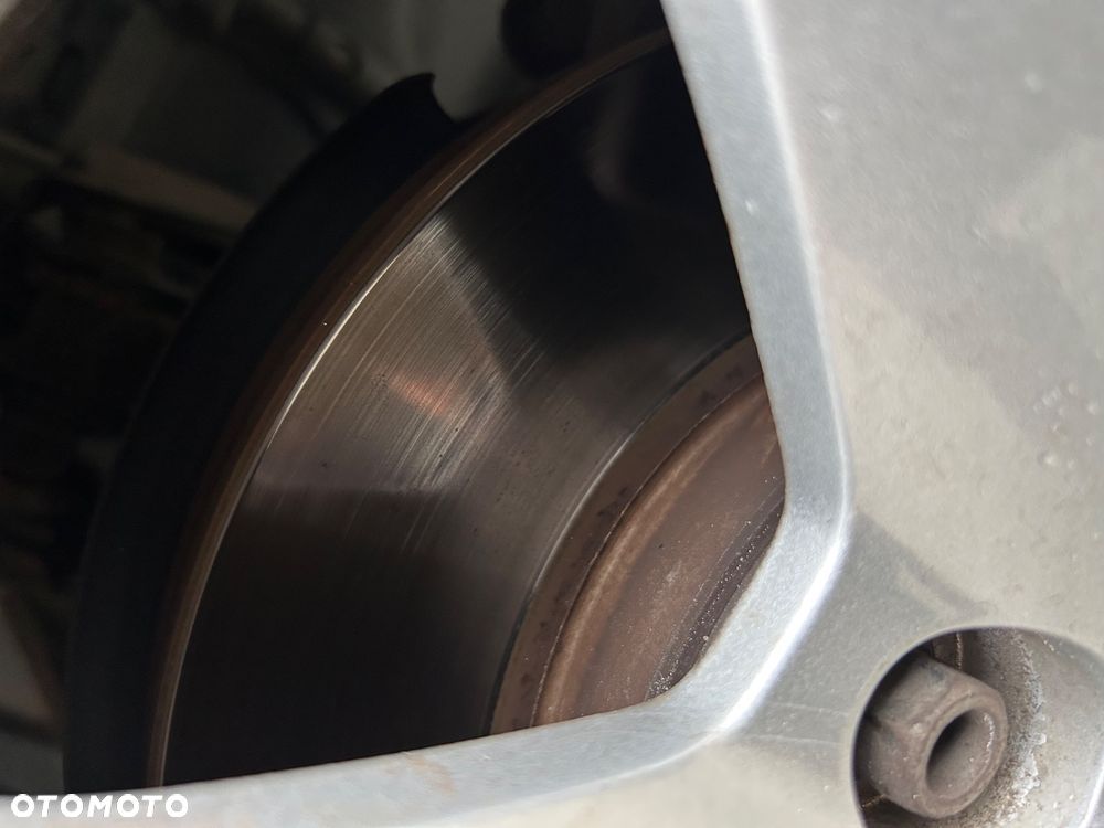 Dacia Duster SCe 115 4x2 Prestige - 33