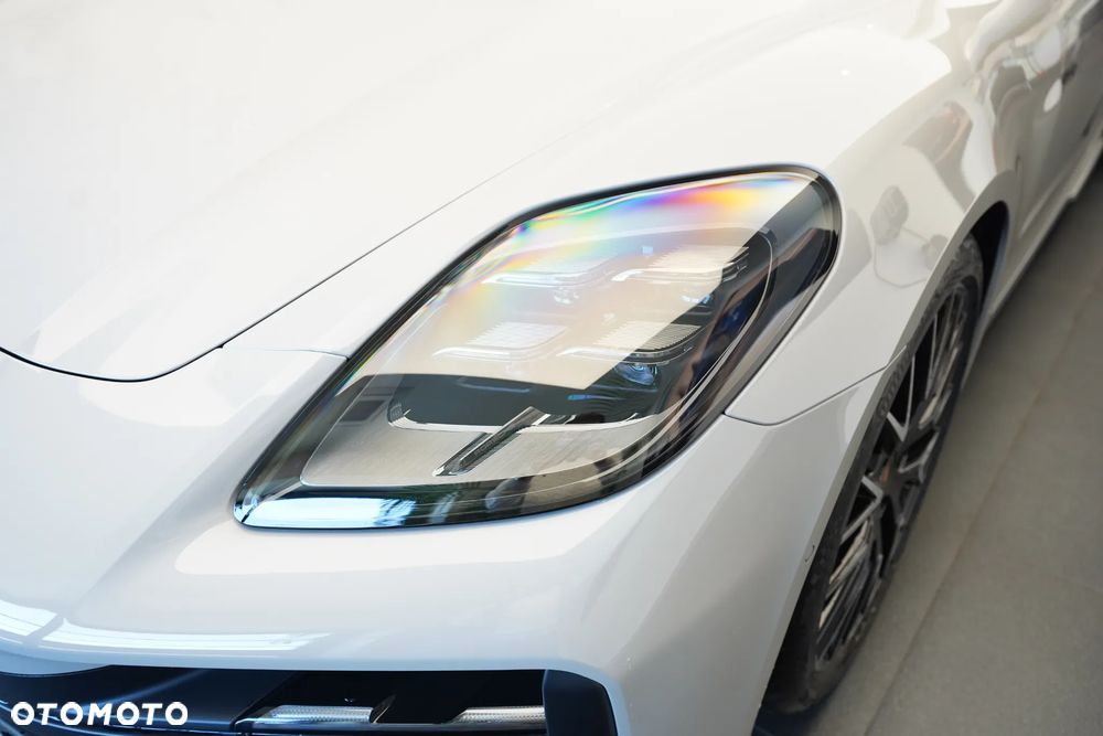 Porsche Panamera - 31