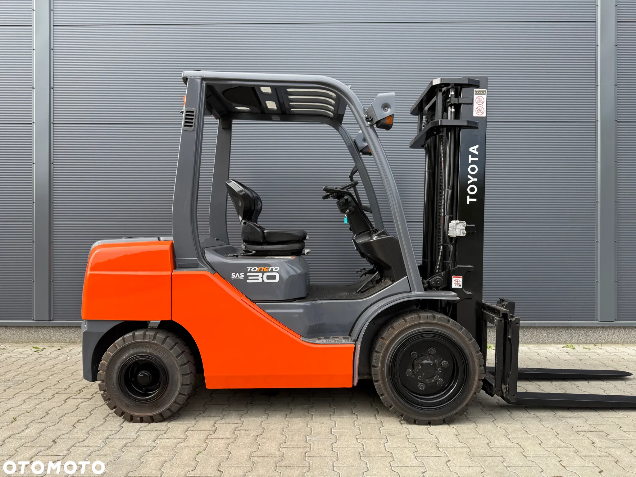 Toyota 02-8FDF30 - 2