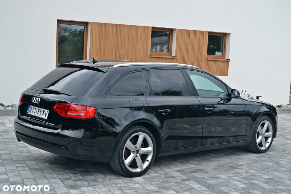Audi A4 Avant - 4