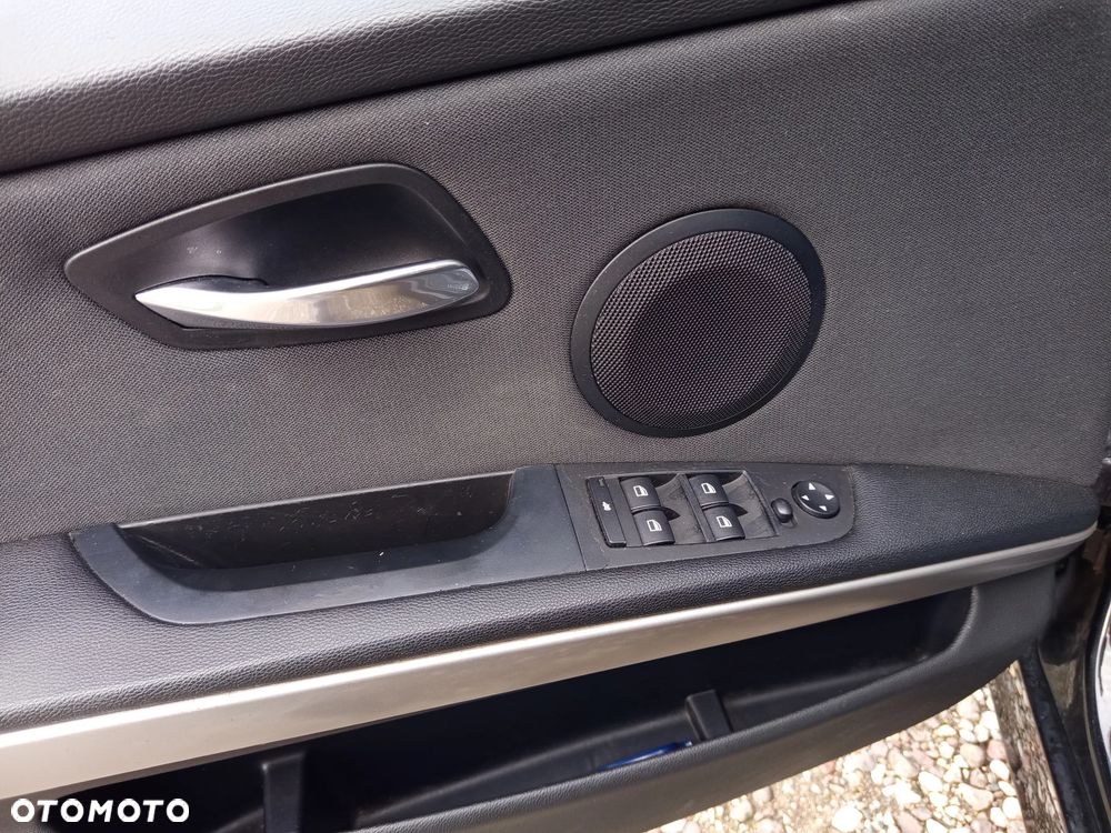 BMW Seria 3 - 31