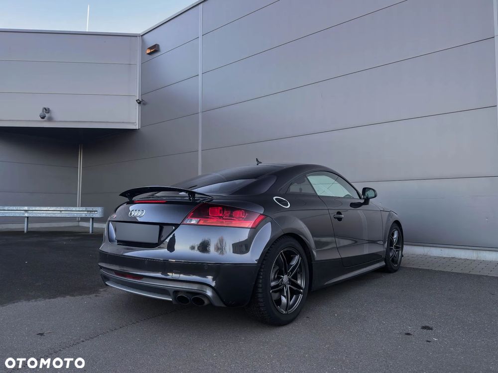Audi TT S Coupé - 6