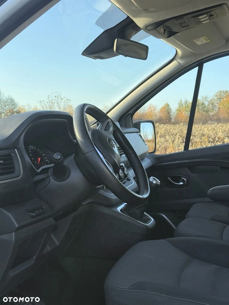 Renault Trafic - 8