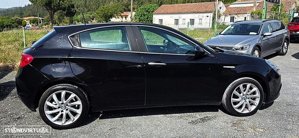 Alfa Romeo Giulietta 1.6 JTDM Super - 7