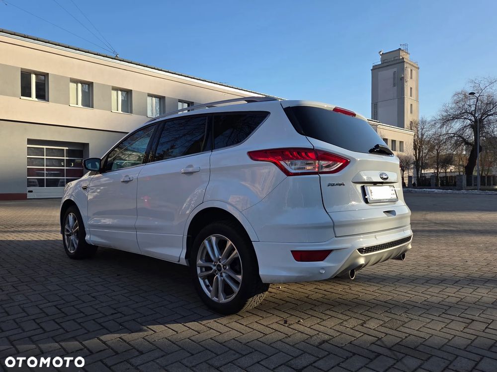 Ford Kuga 2.0 TDCi 4WD Titanium Plus - 3