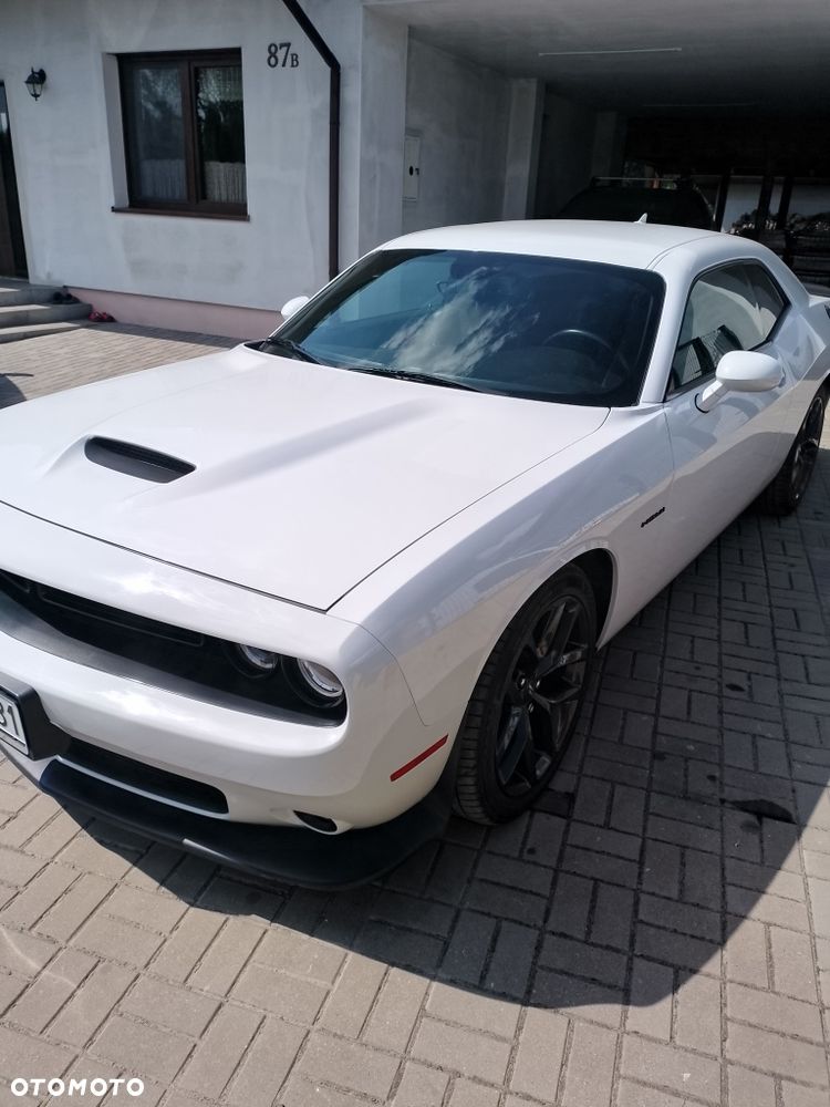 Dodge Challenger - 5