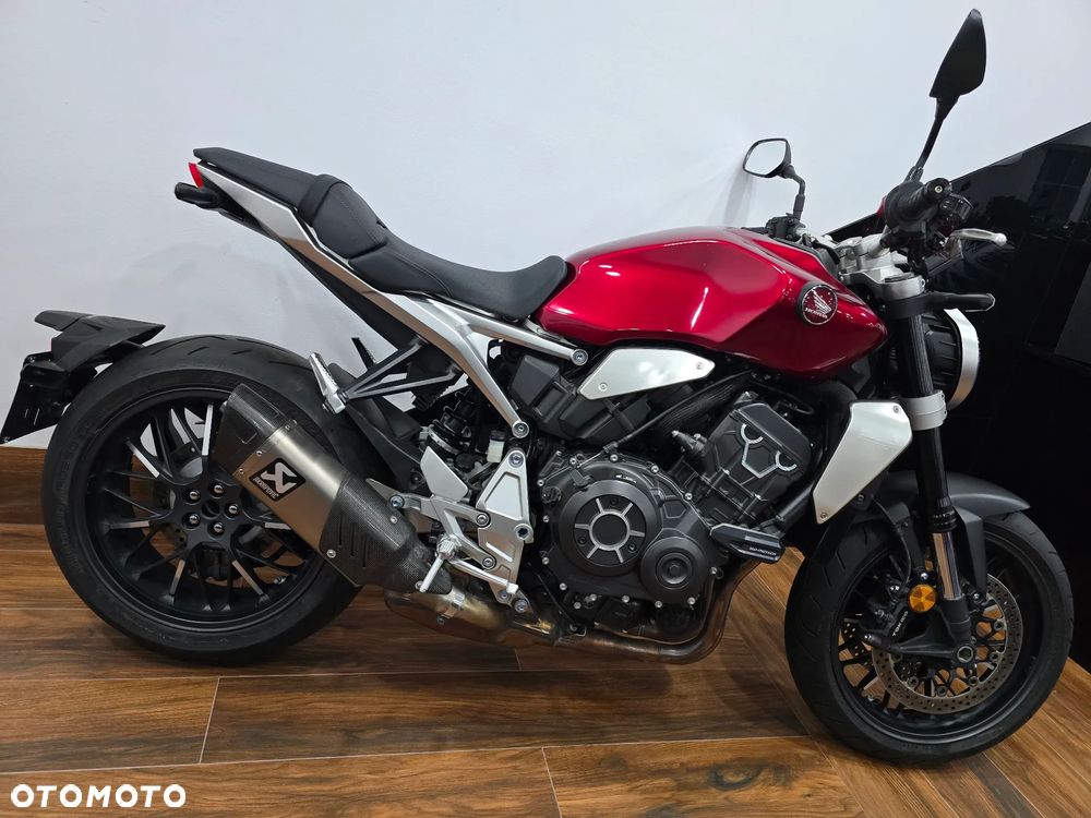 Honda CB - 11