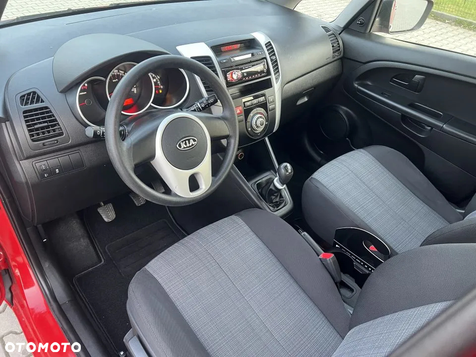 Kia Venga 1.4 CVVT Attract - 8