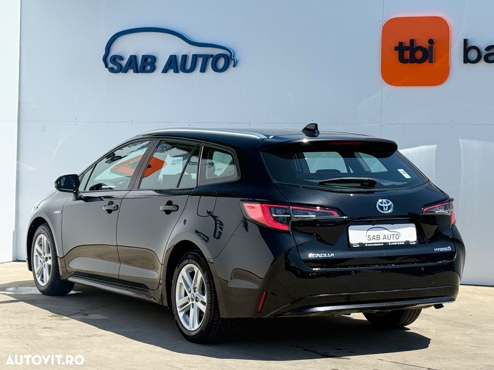 Toyota Corolla 1.8 Business Edition - 23