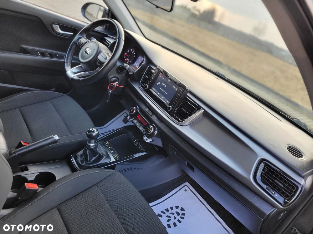 Kia Rio 1.2 XL Business Line - 17