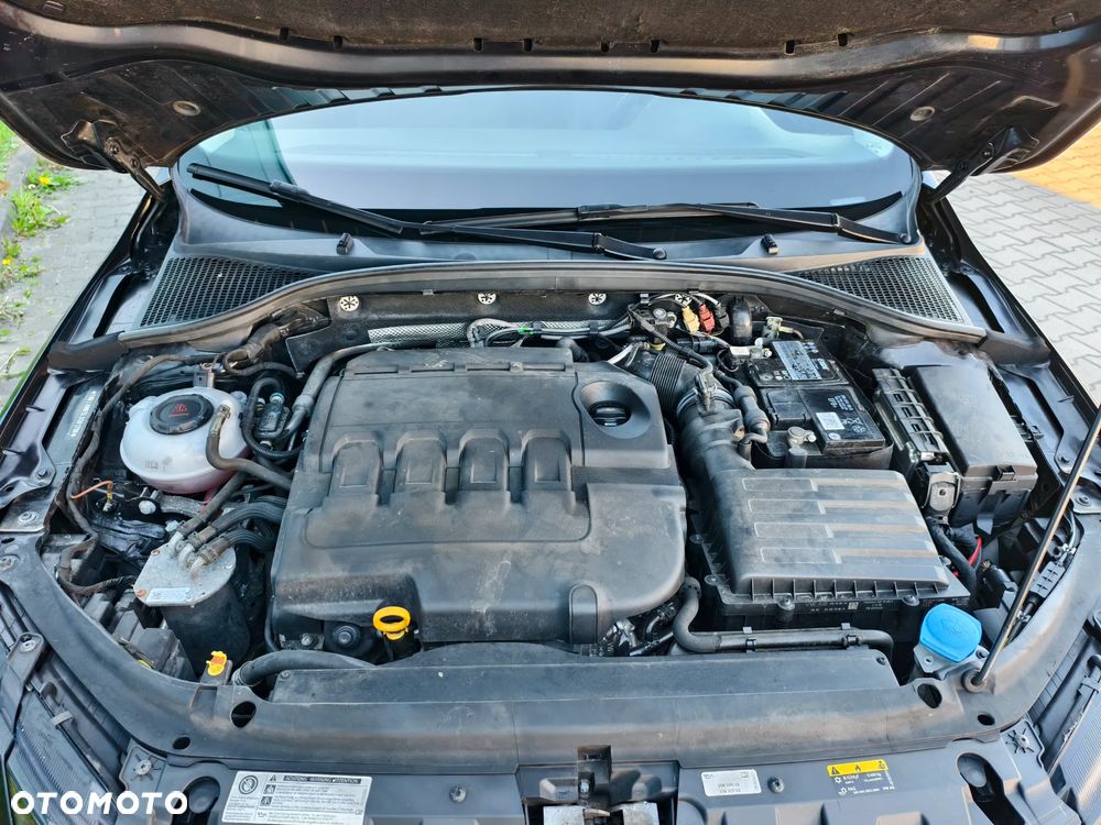 Skoda Octavia 2.0 TDI DSG Style - 29