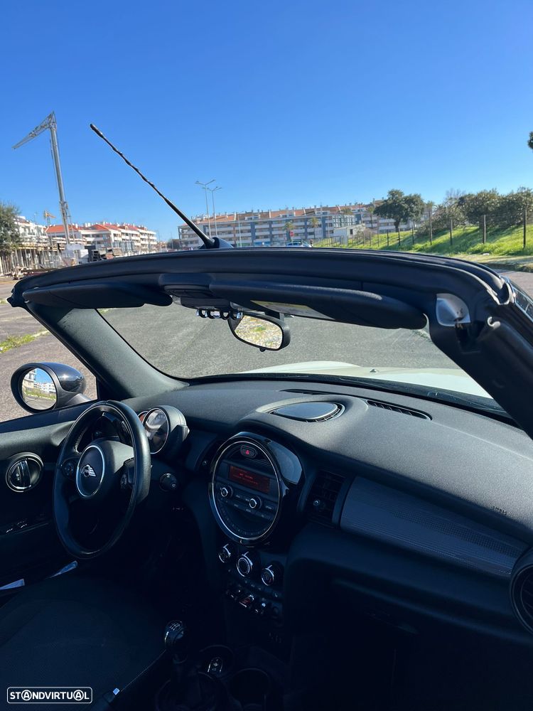 MINI Cabrio Cooper Classic - 11