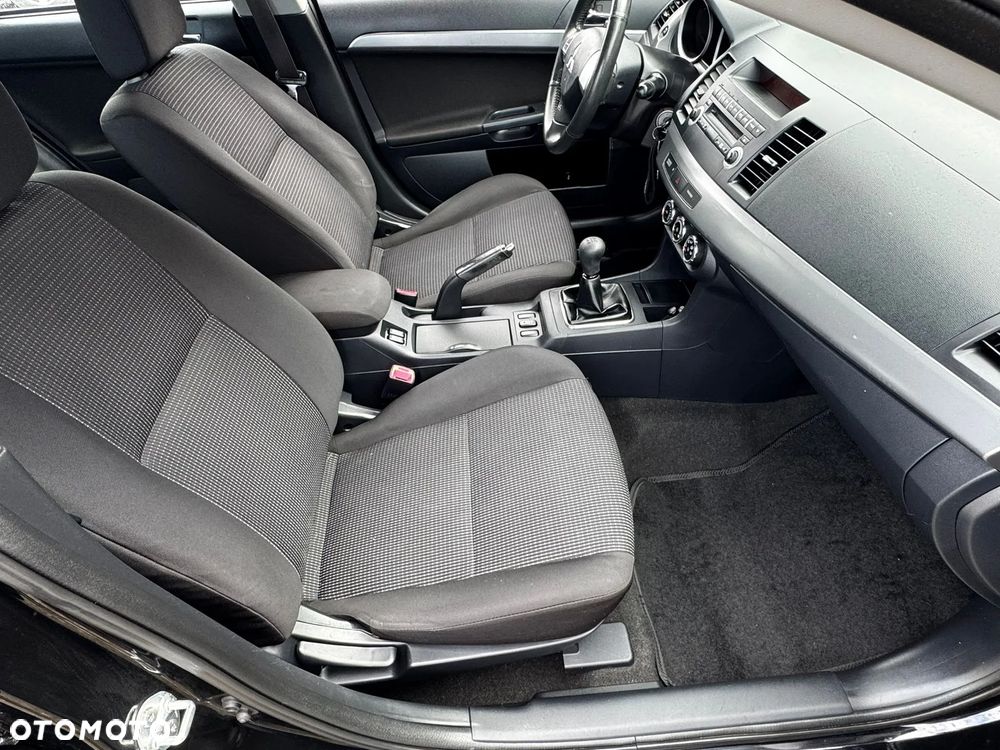 Mitsubishi Lancer 1.6 ClearTec Invite - 34