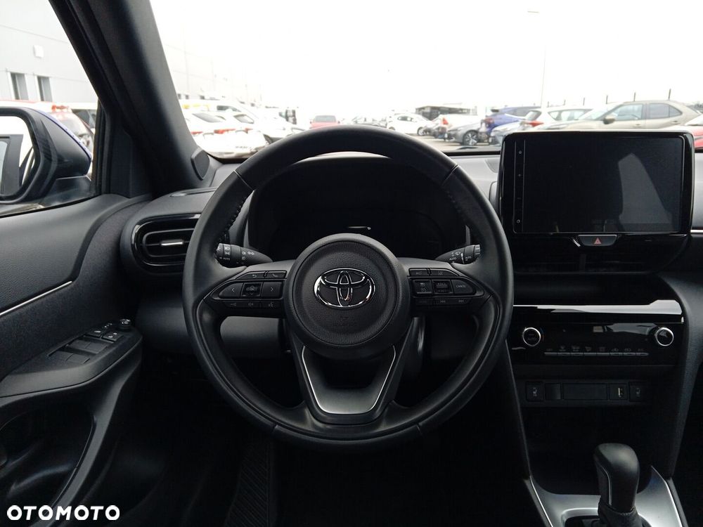 Toyota Yaris Cross - 17