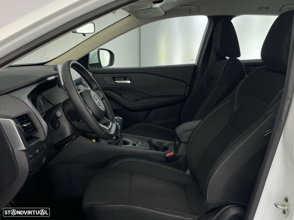 Nissan Qashqai 1.3 DIG-T Engage - 11