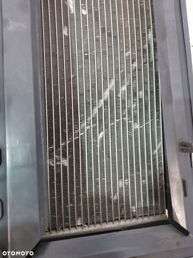 komplet chłodnic wentylator 214107326r renault clio iv captur 1.5 dci - 11