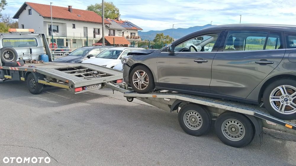 Ford Focus 1.0 EcoBoost Titanium ASS PowerShift - 4