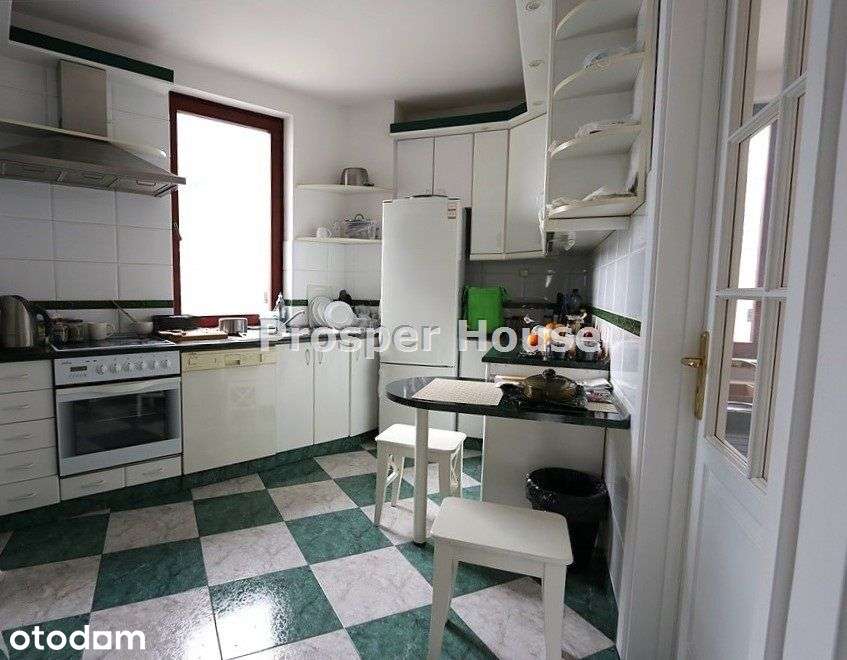 Apartament Centrum Łucka, 5 pokoi, ostatnie piętro