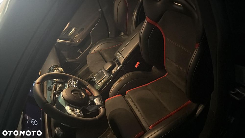 Mercedes-Benz CLA AMG 45 S 4-Matic 8G-DCT - 8