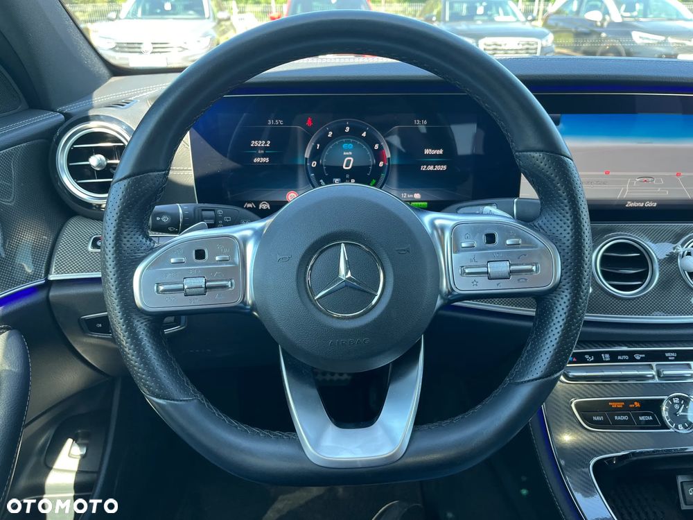 Mercedes-Benz Klasa E - 28