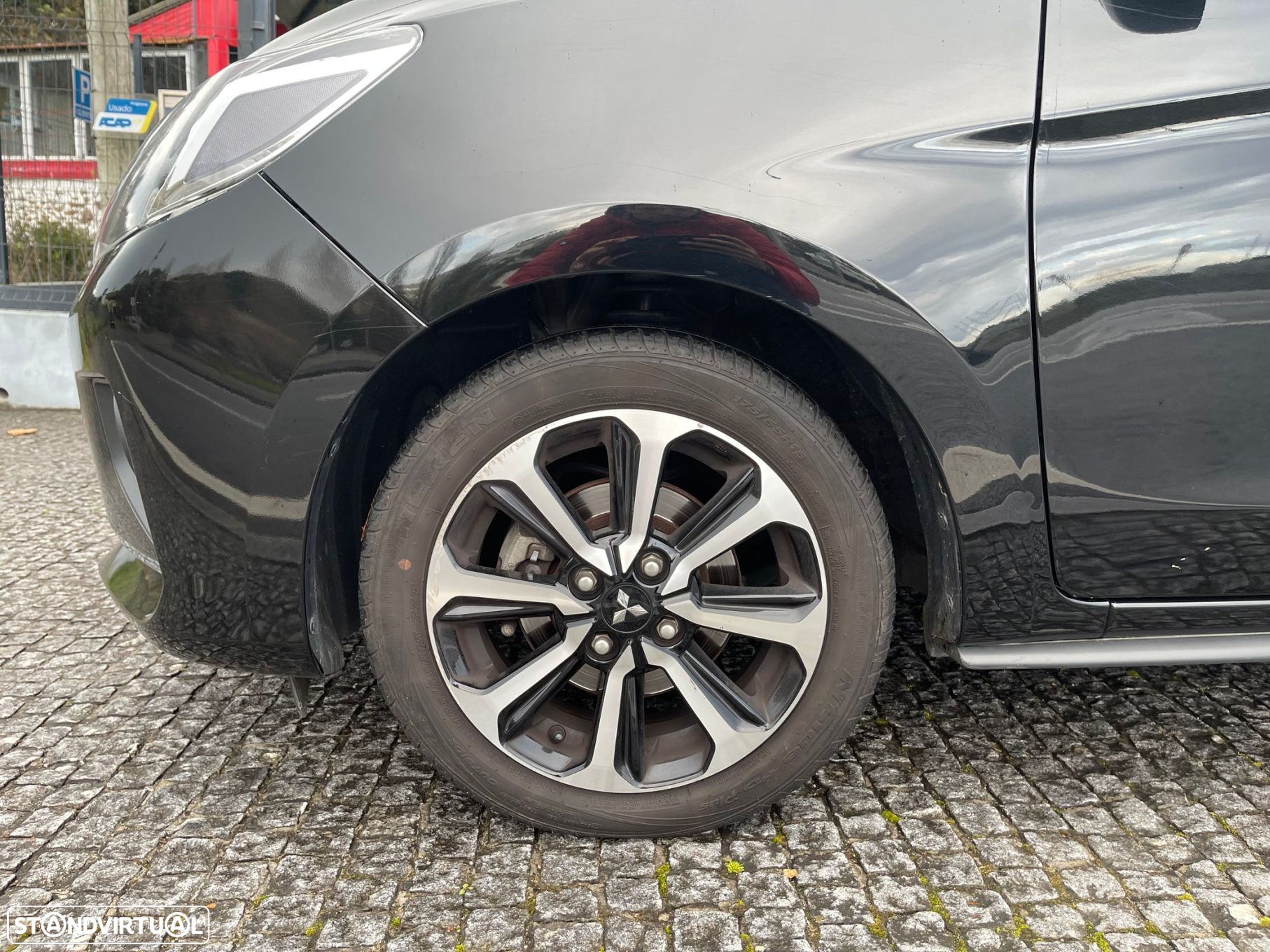 Mitsubishi Space Star 1.2 Intense - 12