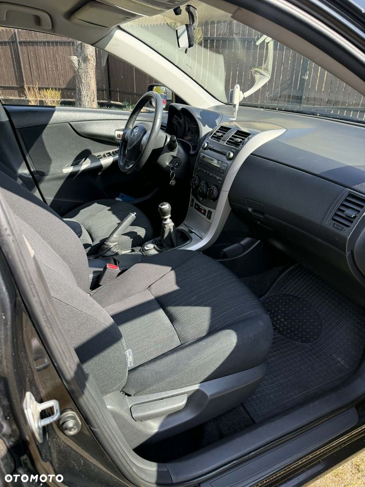 Toyota Corolla 1.4 D-4D 2010 - 1